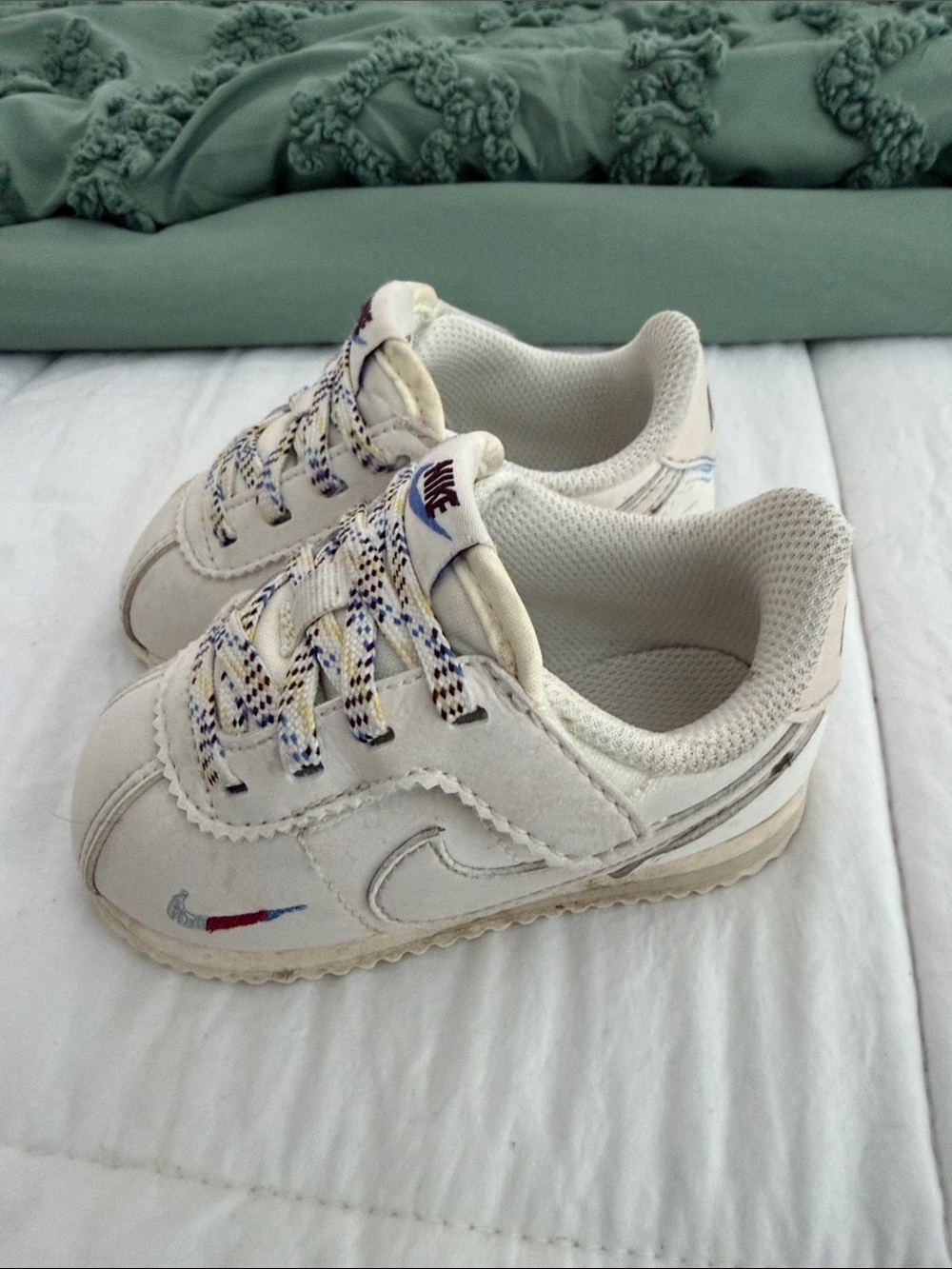 Nike Tennis Shoes Sneakers